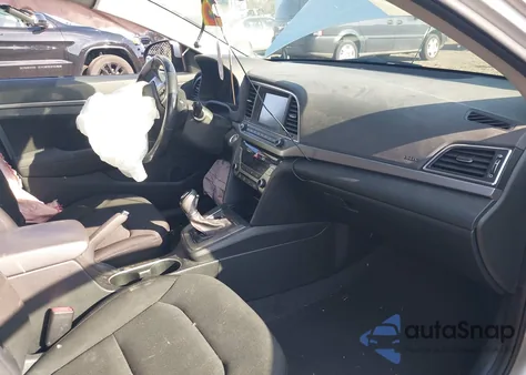 2018 Hyundai Elantra Sel/Value/Limited z USA, uszkodzony, nr VIN 5NPD84LF1JH348752